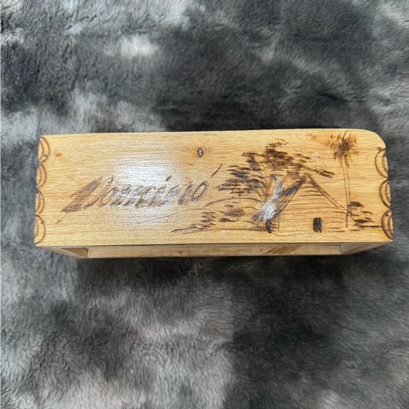 Wood dominos - Picture 3 of 7